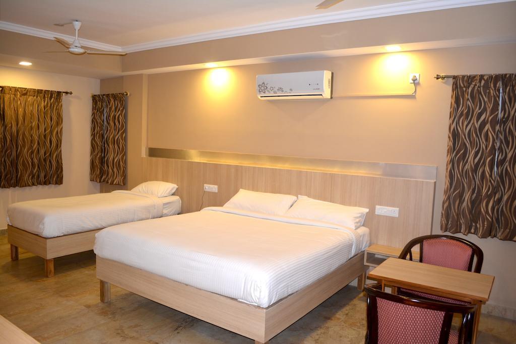 Hotel Royal Opera העיר בנגלור חדר תמונה