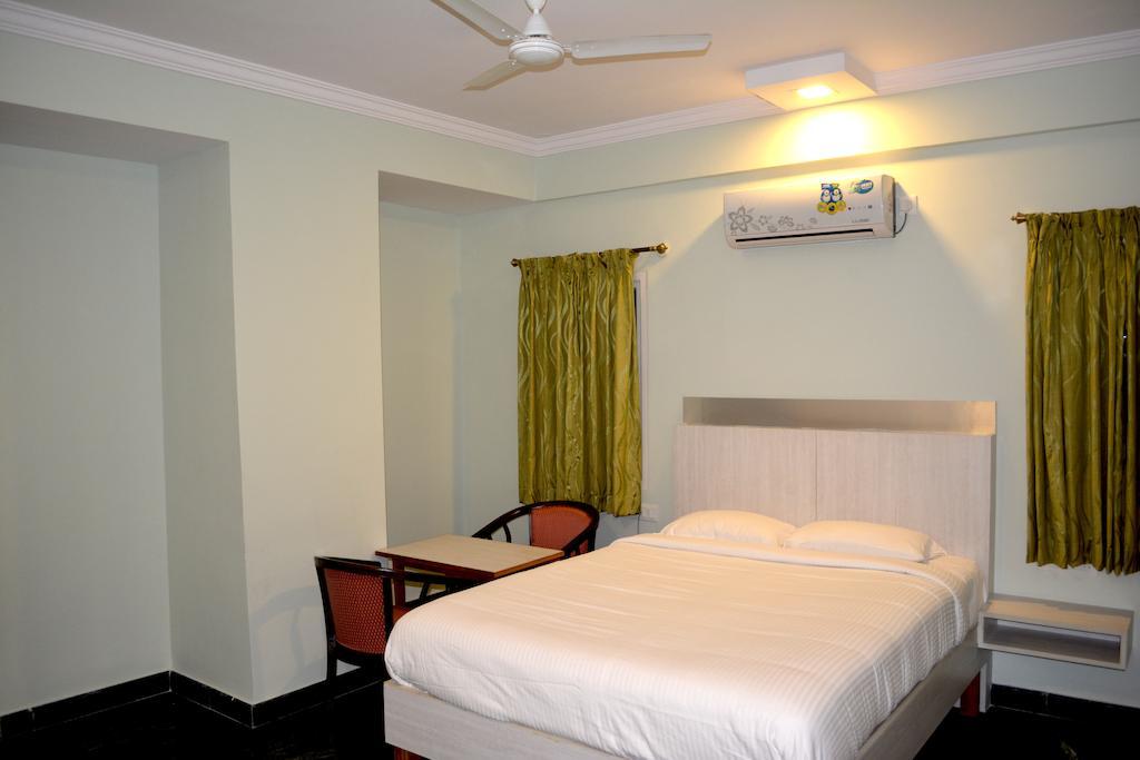 Hotel Royal Opera העיר בנגלור חדר תמונה