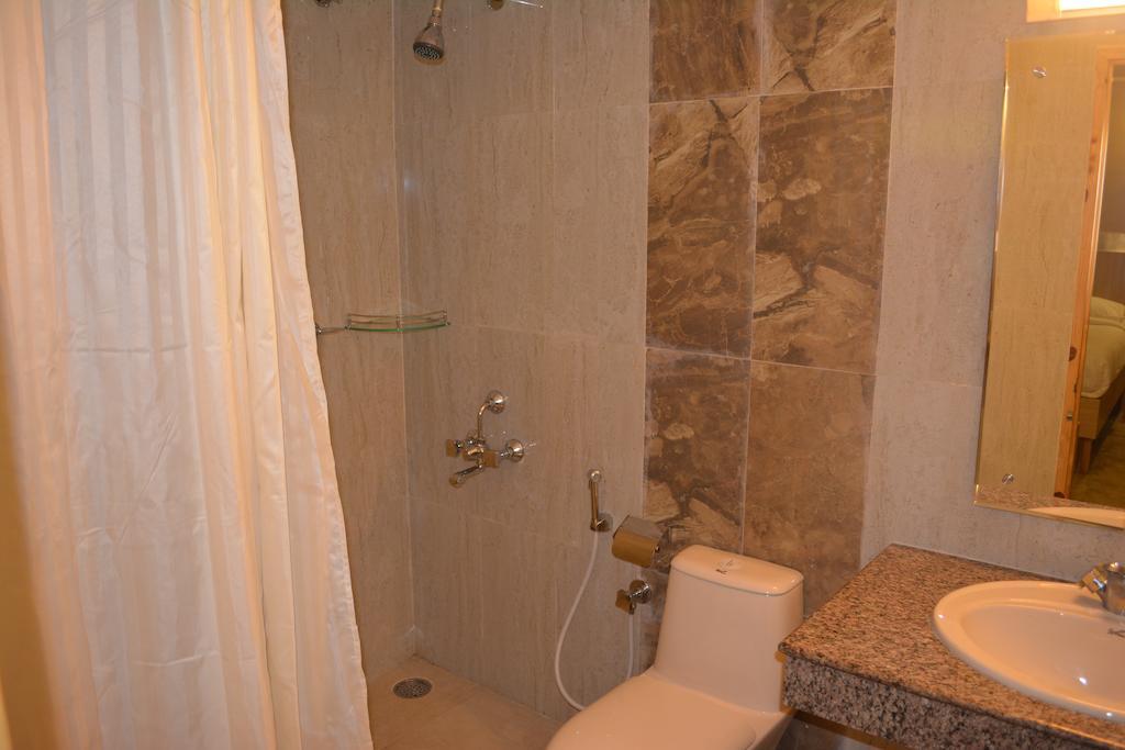 Hotel Royal Opera העיר בנגלור מראה חיצוני תמונה