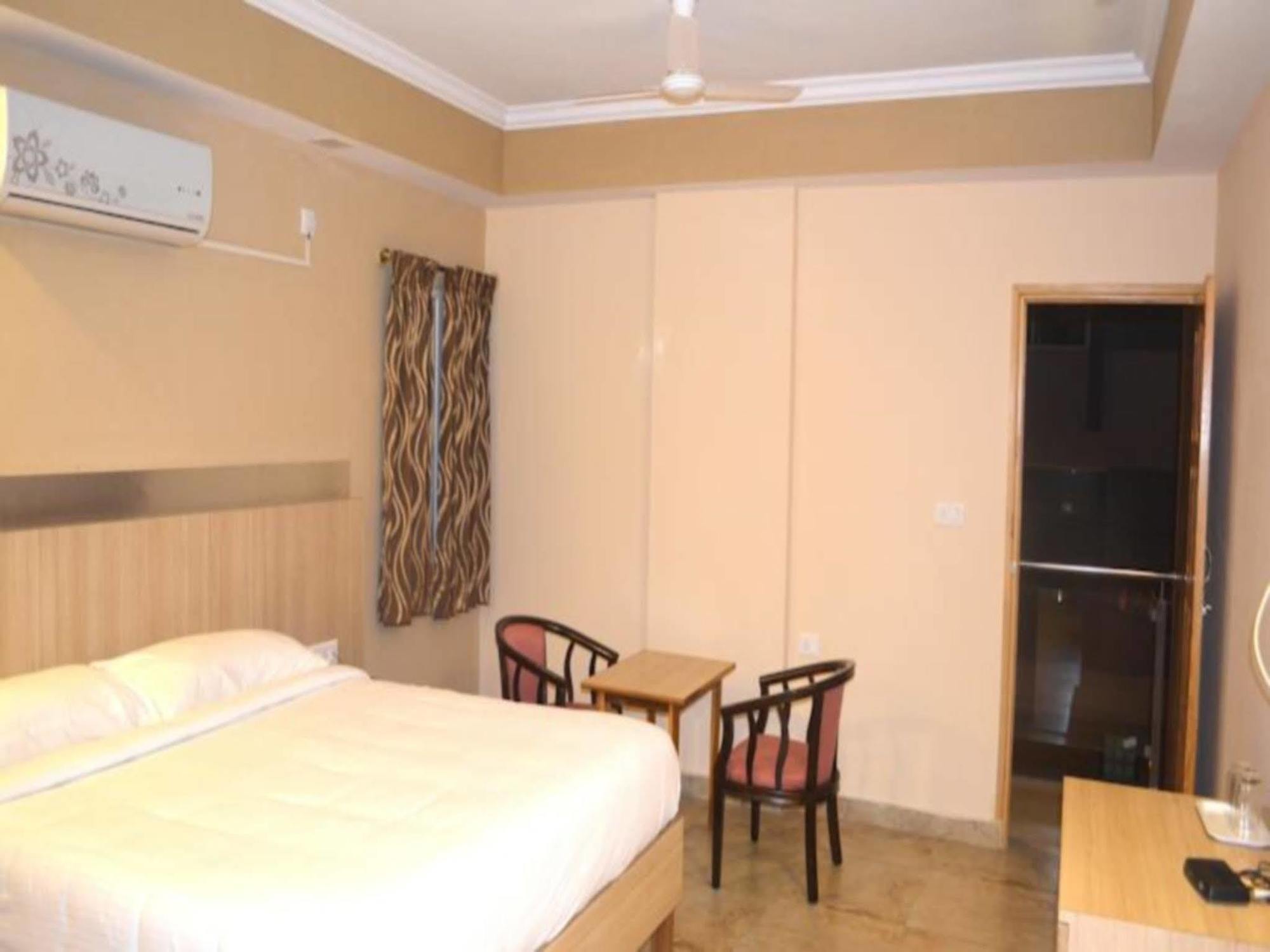 Hotel Royal Opera העיר בנגלור מראה חיצוני תמונה